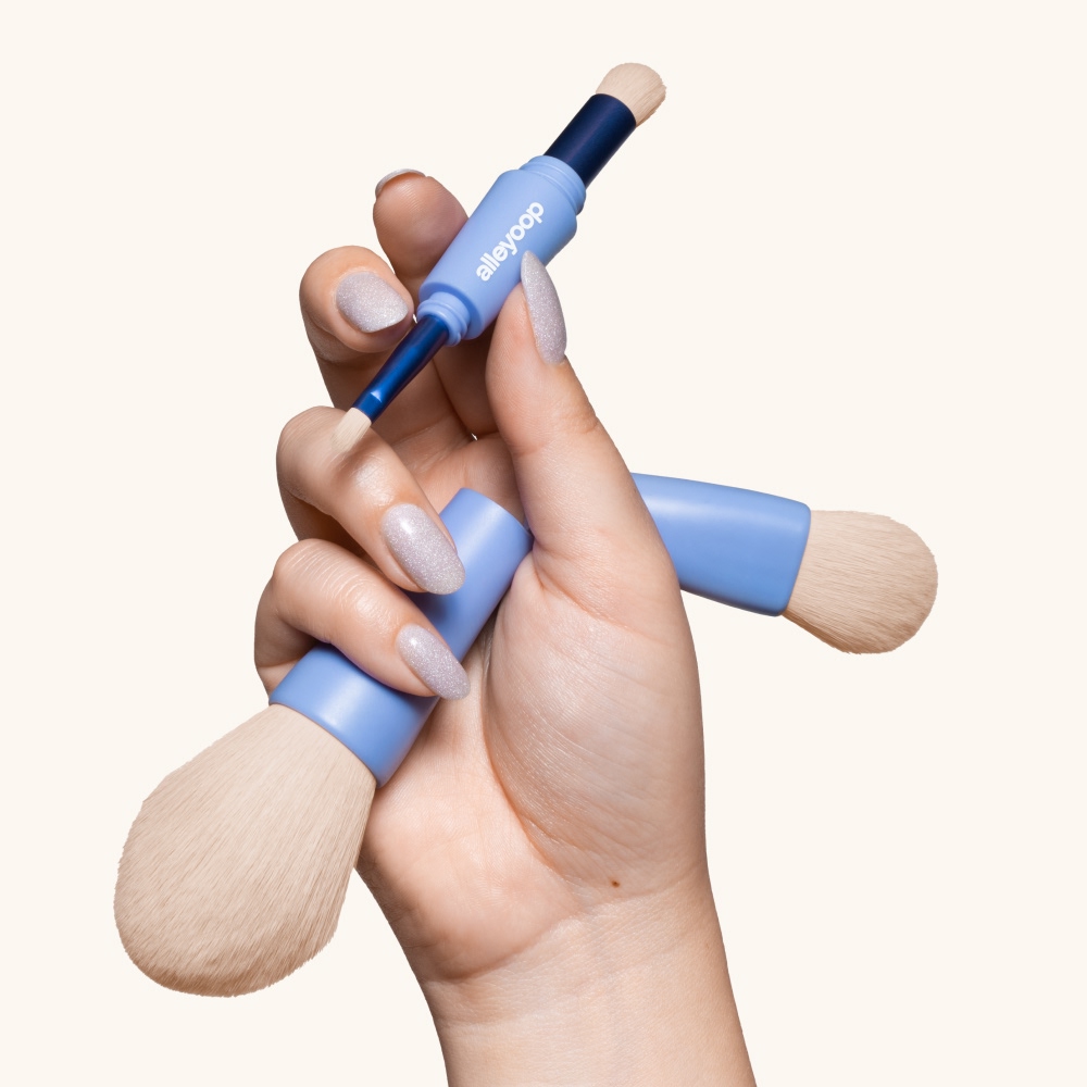 Alleyoop Overachiever 4-in-1 Makeup Brush Set - Image 3 of 4