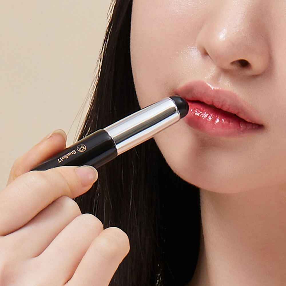 Studio17 Silicone Lip Brush 0.59 oz.(17g) - Image 2 of 2