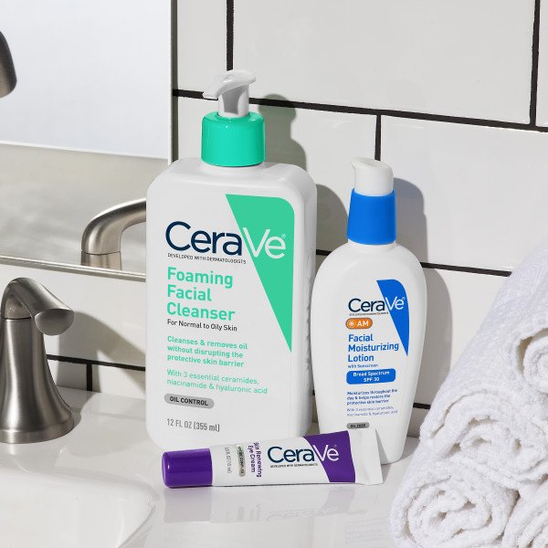 CeraVe Skin Renewing Eye Cream 0.5 fl. oz.(15ml) detail 4