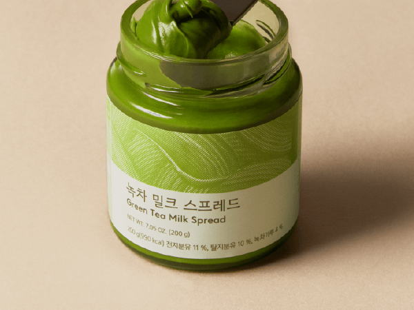 OSULLOC Green Tea Milk Spread 7.05 oz.(200g) detail 2
